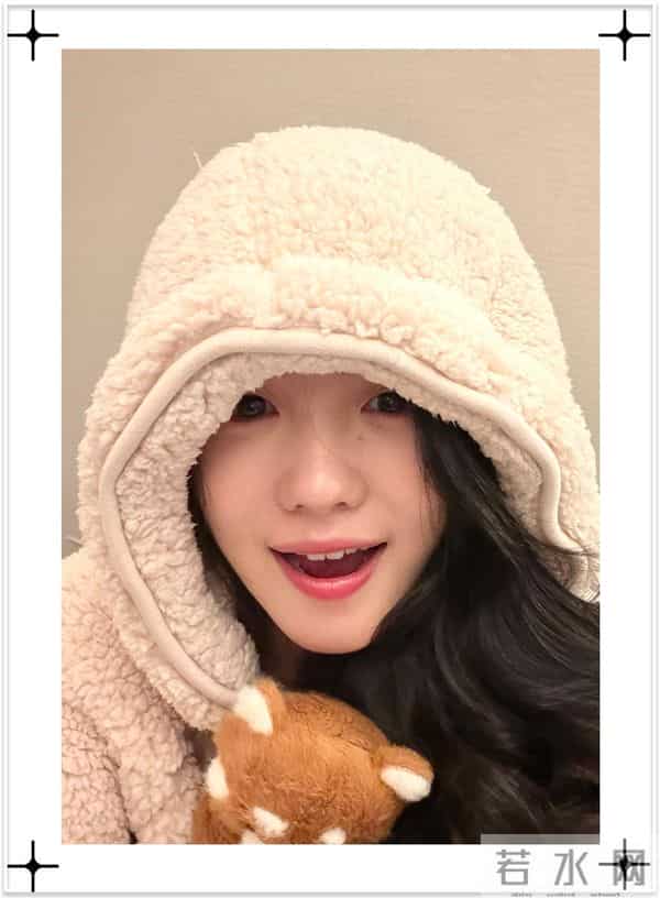 她现在怎么美成这样了啊？！