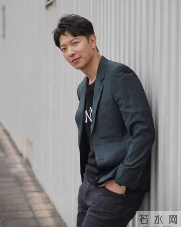 高钧贤斥2250万在香港买房,称香港深圳两边住,为女儿读名学铺路