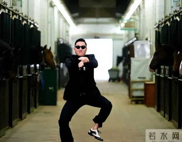 突发!“鸟叔”被警方强制调查