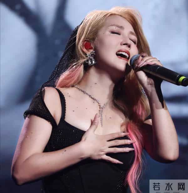 里子面子都丢了！39岁拼事业养4娃的何洁，给圈内离异女性提了醒