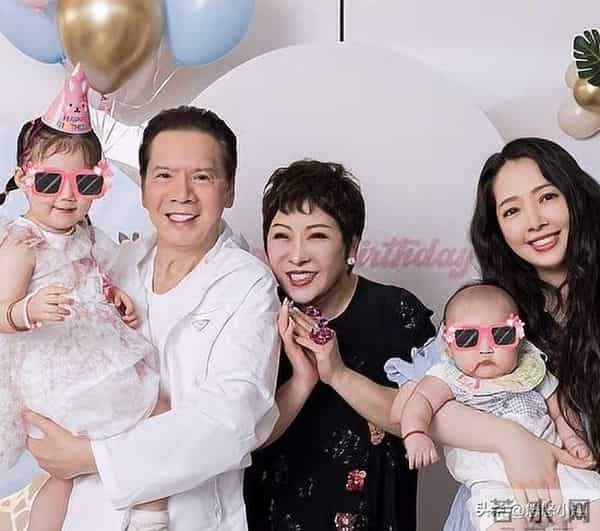 时隔9年,41岁郭碧婷再台露面,首谈婆媳关系,和向佐长期分居!