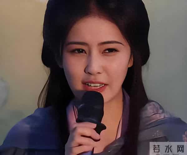 白鹿声称因病休养8个月,朋友透露真相,我震惊了