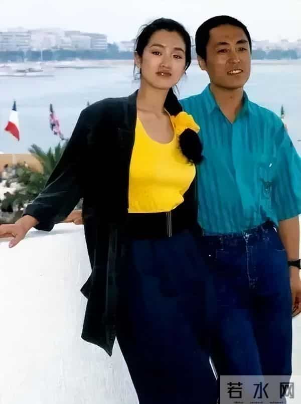 巩俐父亲：名校教授、家庭圆满，两个女儿却成了他心中的痛