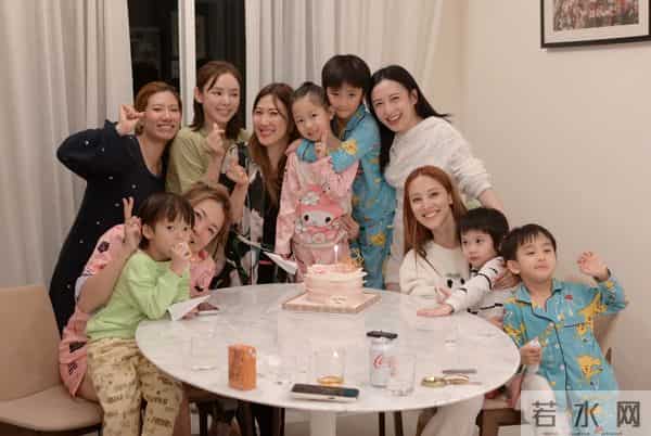 34岁前香港TVB女星的小儿子近照曝光,颜值遗传到父母的好基因