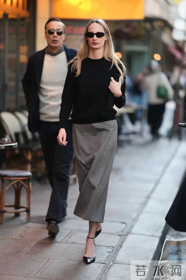 这条裙子太好看了，时髦女人都在穿！