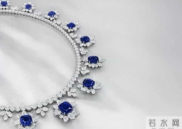 克什米尔蓝宝石项链以高达 1,600万美元拍卖价成交