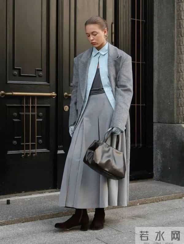 这条裙子太好看了，时髦女人都在穿！