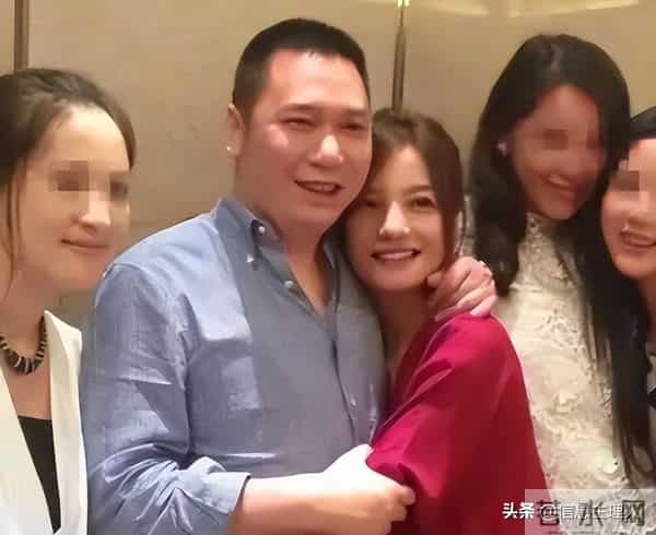 4年前，她与富豪丈夫联手，利用明星效益，编织一场旷世骗局。