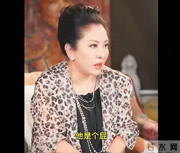 关系藏不住了！刘嘉玲何赛飞因王家卫起冲突，背后的真相太现实