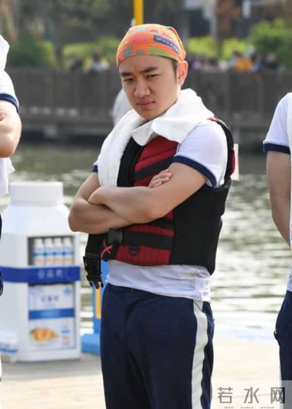 45岁王祖蓝再破天花板！这一次，他让李亚男和所有人刮目相看