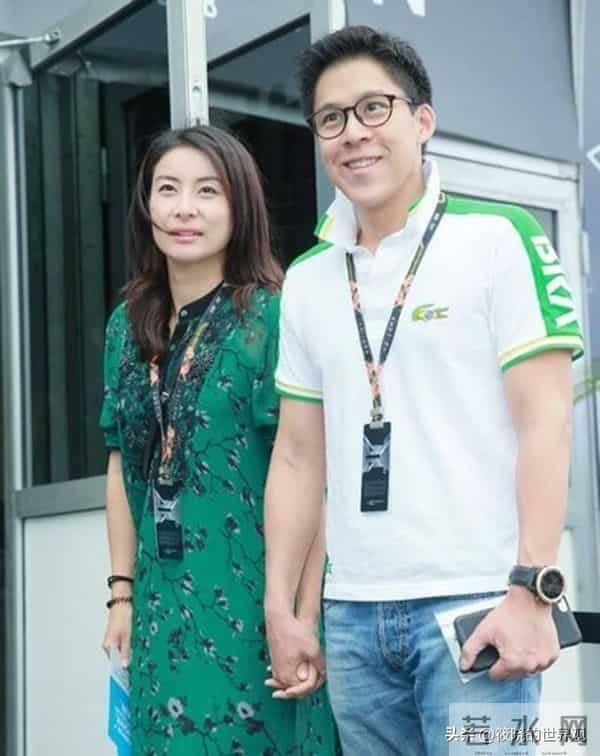 郭晶晶也没想到，她79岁的公公霍震霆，如今还能再为霍家“争光”