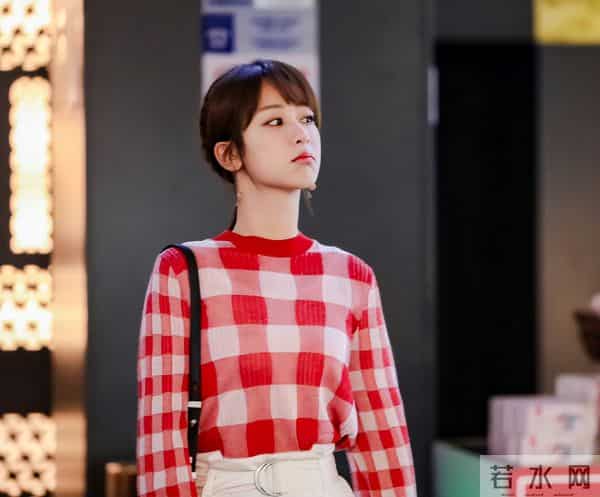 一场生日，戳穿32岁杨紫江湖地位，李现确实一个字都没说错