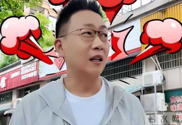 他曾是央视主持，却因“任性”引起领导不满，今54岁在街头当吃播