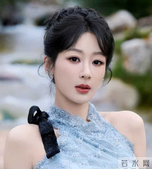 一场生日，戳穿32岁杨紫江湖地位，李现确实一个字都没说错