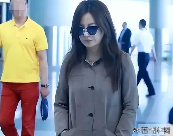 4年前，她与富豪丈夫联手，利用明星效益，编织一场旷世骗局。