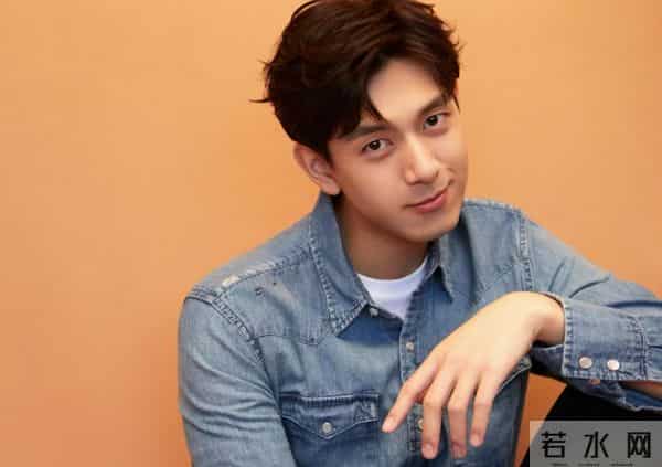 一场生日，戳穿32岁杨紫江湖地位，李现确实一个字都没说错