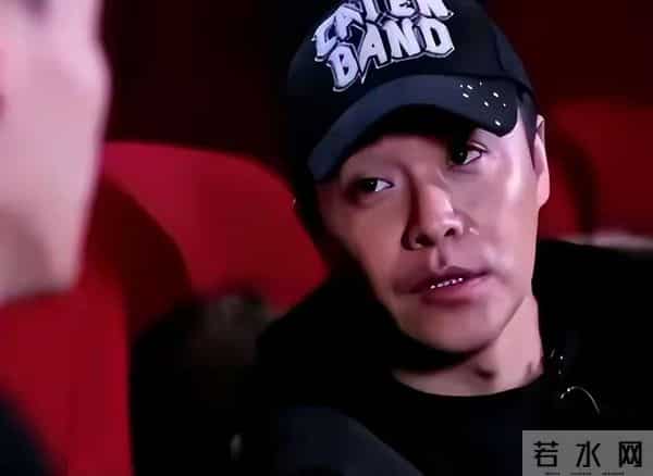 陈思诚给天下男人上了一课！47岁可以花心可以贪心，但千万要收心