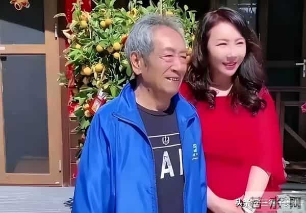 78 岁老戏骨王奎荣：为养小 37 岁娇妻和幼子，白发苍苍仍在演艺一线