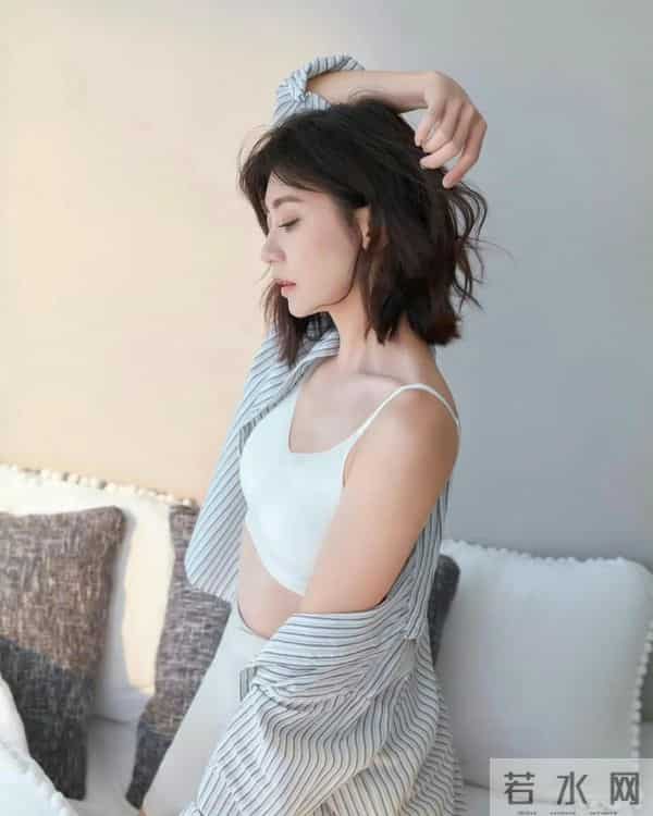 贾静雯年龄这么大了还代言内衣啊？这合理吗