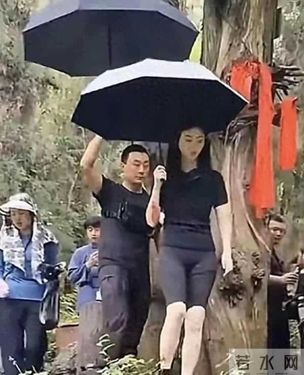 天呐。这是景甜？突然就理解，张继科为什么要分手了。