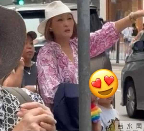 55岁香港著名女歌手的近况曝光，曾因不育通过领养方式实现母亲梦