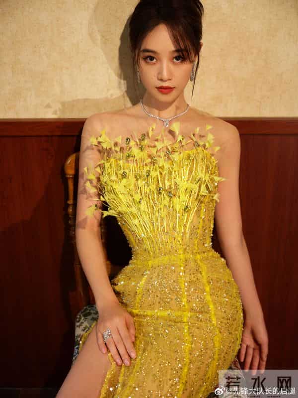 蓝盈莹身材 果然能在娱乐圈占据一席之地的都不能小觑