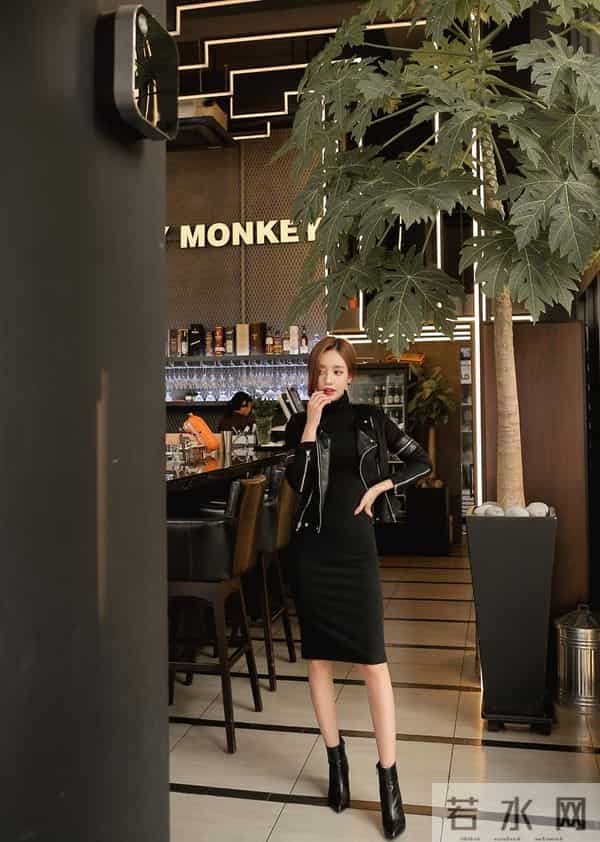 孙允珠 纯黑机车朋克风皮质外套