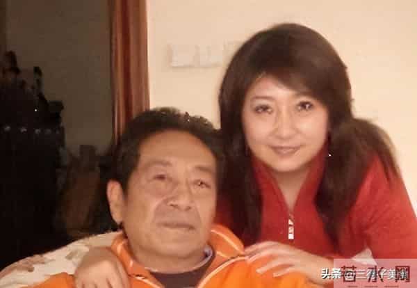 78 岁老戏骨王奎荣：为养小 37 岁娇妻和幼子，白发苍苍仍在演艺一线
