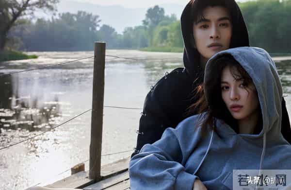 她被冯小刚捧红，成龙接着捧，洪金宝等着捧，为啥大佬都偏爱她