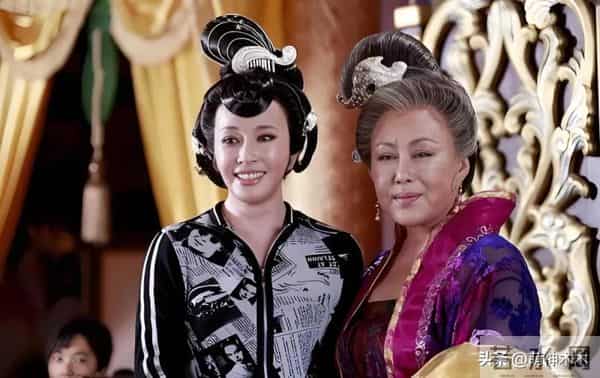 刘晓庆怒批演员不背台词，被扒出疑似阿娇，季冠霖曾点名吐槽她