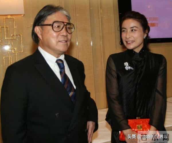 郭晶晶也没想到，她79岁的公公霍震霆，如今还能再为霍家“争光”