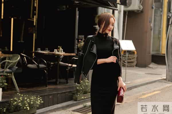 孙允珠 纯黑机车朋克风皮质外套