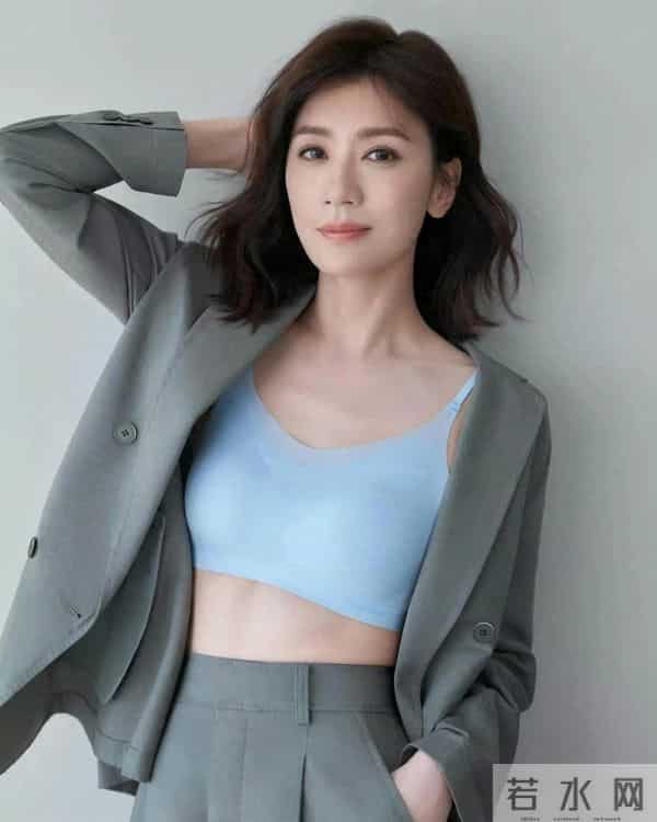 贾静雯年龄这么大了还代言内衣啊？这合理吗