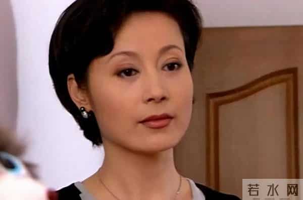 一婚娶央视主持人，二婚娶演员，三婚娶小30岁美女，64岁终于当爹