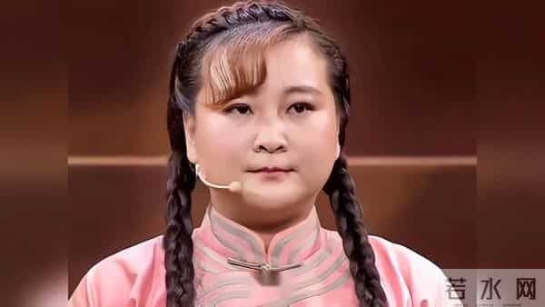 钱赚够了不装了？退出春晚销声匿迹的贾玲，如今的下场怪不了别人