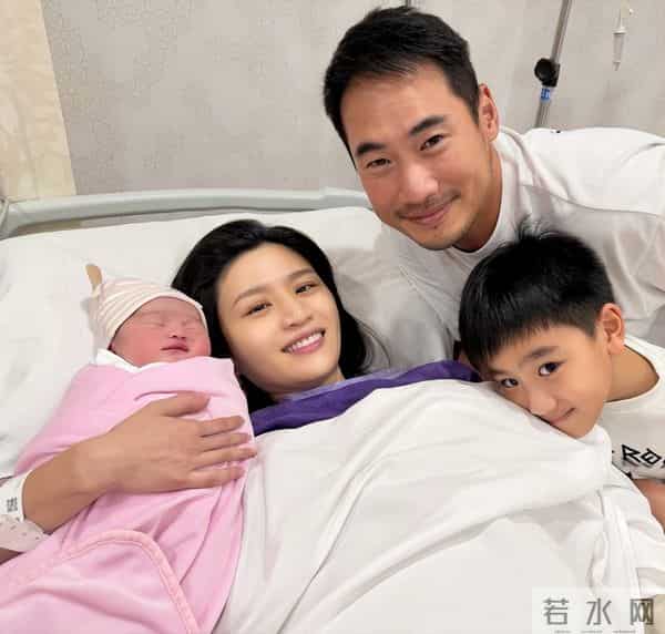 恭喜！香港知名女星二胎生女，曾被告知染色体异常，智力恐有缺陷