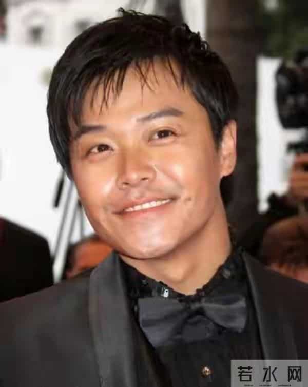 陈思诚给天下男人上了一课！47岁可以花心可以贪心，但千万要收心