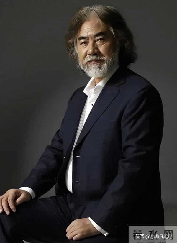 被指控涉嫌职务侵占百万才1天，张纪中被扒得精光，张艺谋说得对