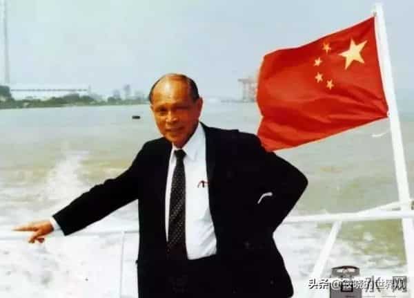 郭晶晶也没想到，她79岁的公公霍震霆，如今还能再为霍家“争光”