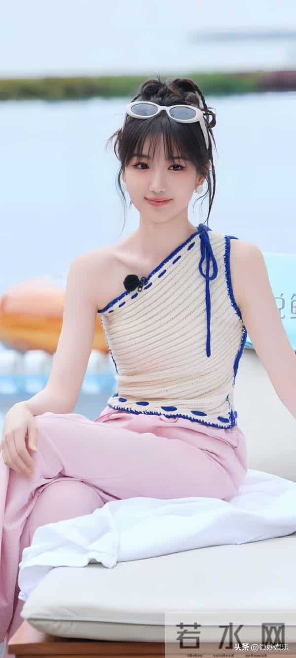 毛晓彤高清性感写真来啦！