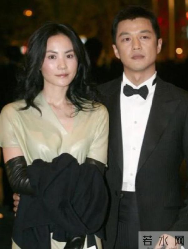 有种人生赢家叫王菲，两婚两离、坚持礼佛20年，她终于迎来福报