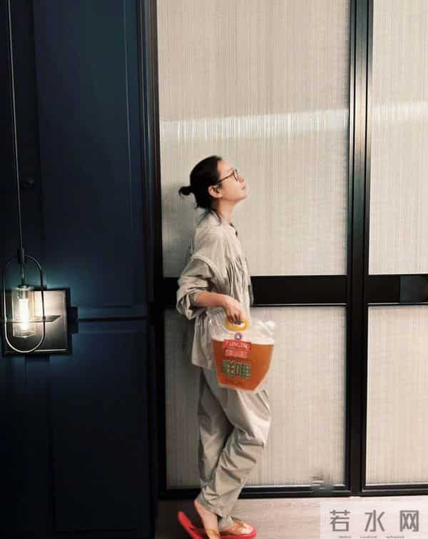 刘若英：真正的文艺女神！56岁依然清澈，气质更胜从前！