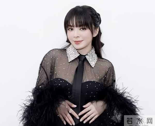 又走一个！知名歌手宣布离巢，和富家少爷分手后完成冻卵手术