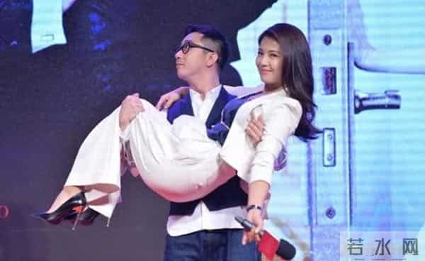 嫁入豪门16年、替夫还债，47岁的刘涛，揭露了内娱的残酷现实