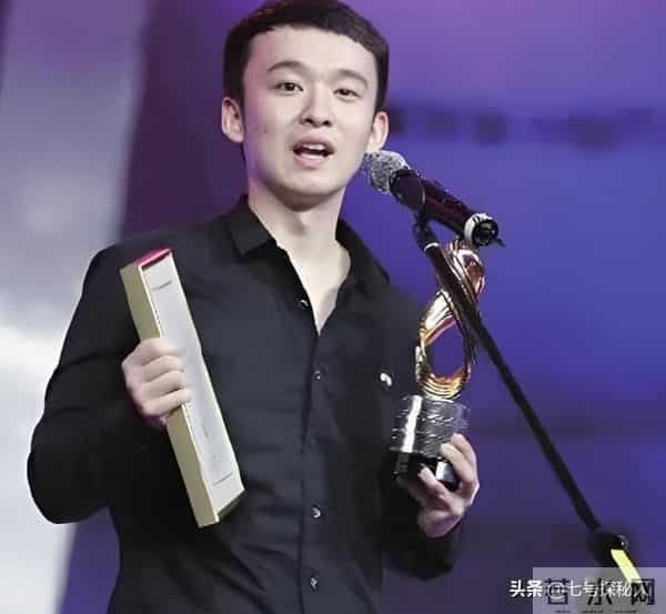 身价过亿坐拥北京一条街？陈道明得叫她姐，儿子是他骄傲也是心病