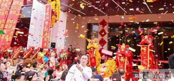 身价过亿坐拥北京一条街？陈道明得叫她姐，儿子是他骄傲也是心病