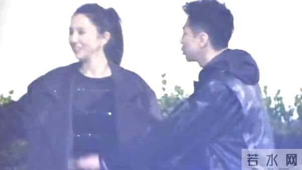 董璇46岁生日现场曝光！张维伊全程守护，佟丽娅关悦甜蜜同框