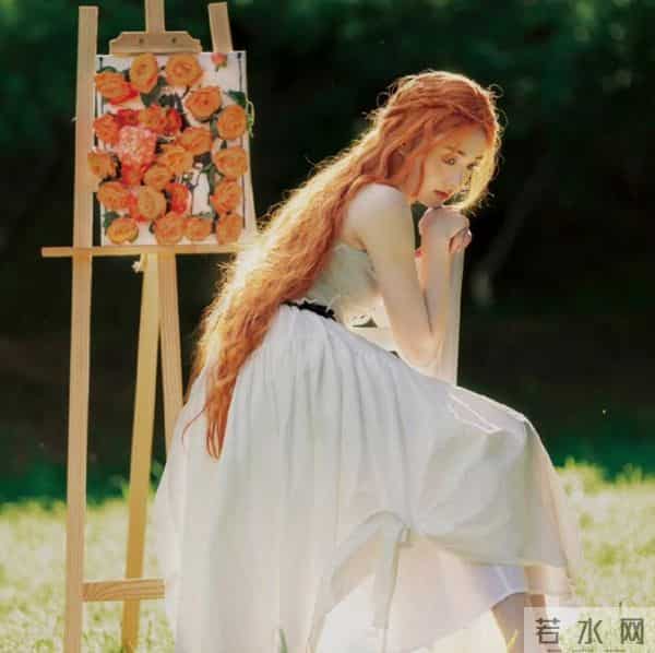 赵露思生日橙发太惊艳！气场超强像爱豆，周洁琼精致李兰迪明媚！