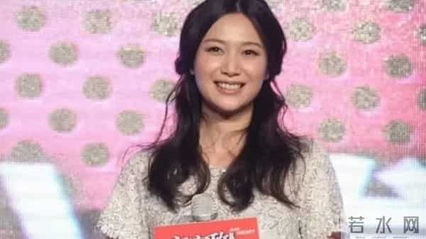 没结婚但有伴侣，定居美国6年的徐静蕾，51岁生活低调吃成胖美人