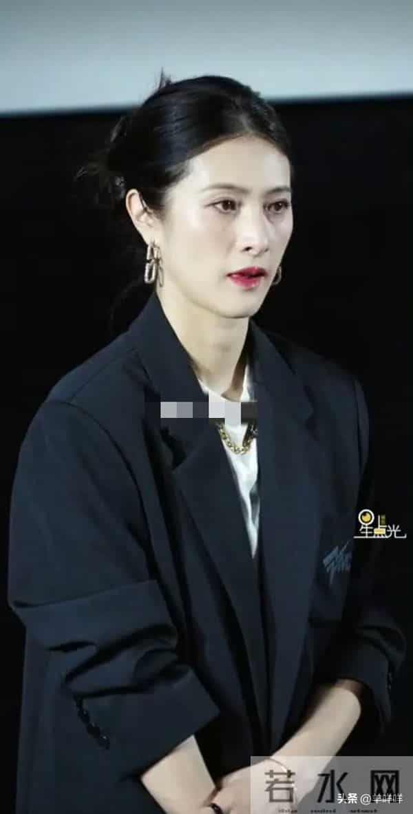 45岁的隋俊波状态太显年轻了！不愧是气质型美女，越看越有味道！